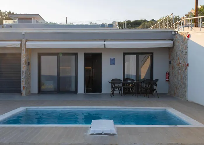 Apollonian Luxury דירה