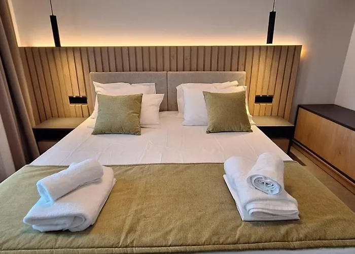 Apollonian Luxury דירה *